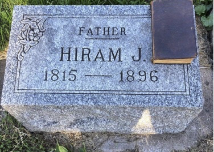 The gravestone of Harmen (Hiram) Jan Reuselink. Photo Rebecca Foster, 31 July 2022